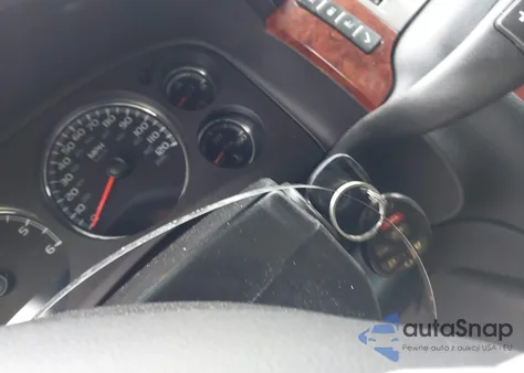 2013 Chevrolet Suburban 1500 Ltz from USA, damaged, VIN 1GNSKKE7XDR368571